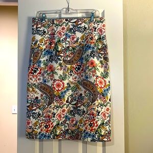 Beautiful floral print pencil skirt.  Size 12